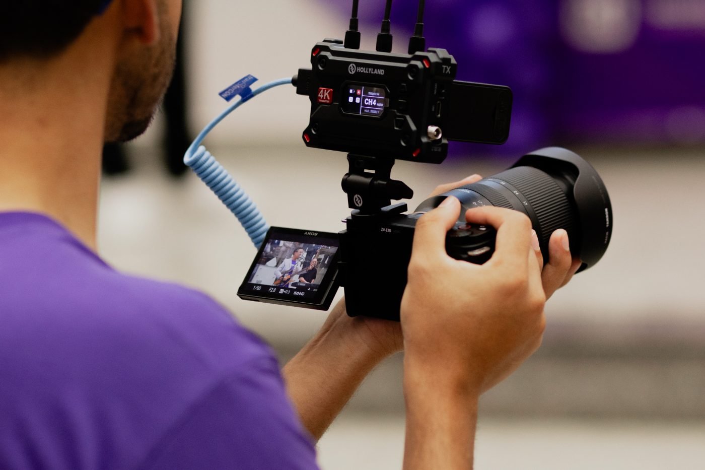 Cinegrafista da TRIVUS gravando um evento